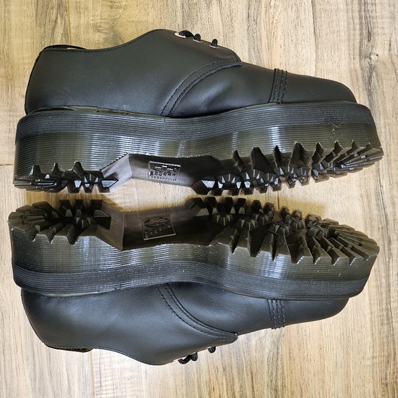 Dr. Martens1461 Quad Heart Platform Derby, size US 9 - Picture 8 of 11